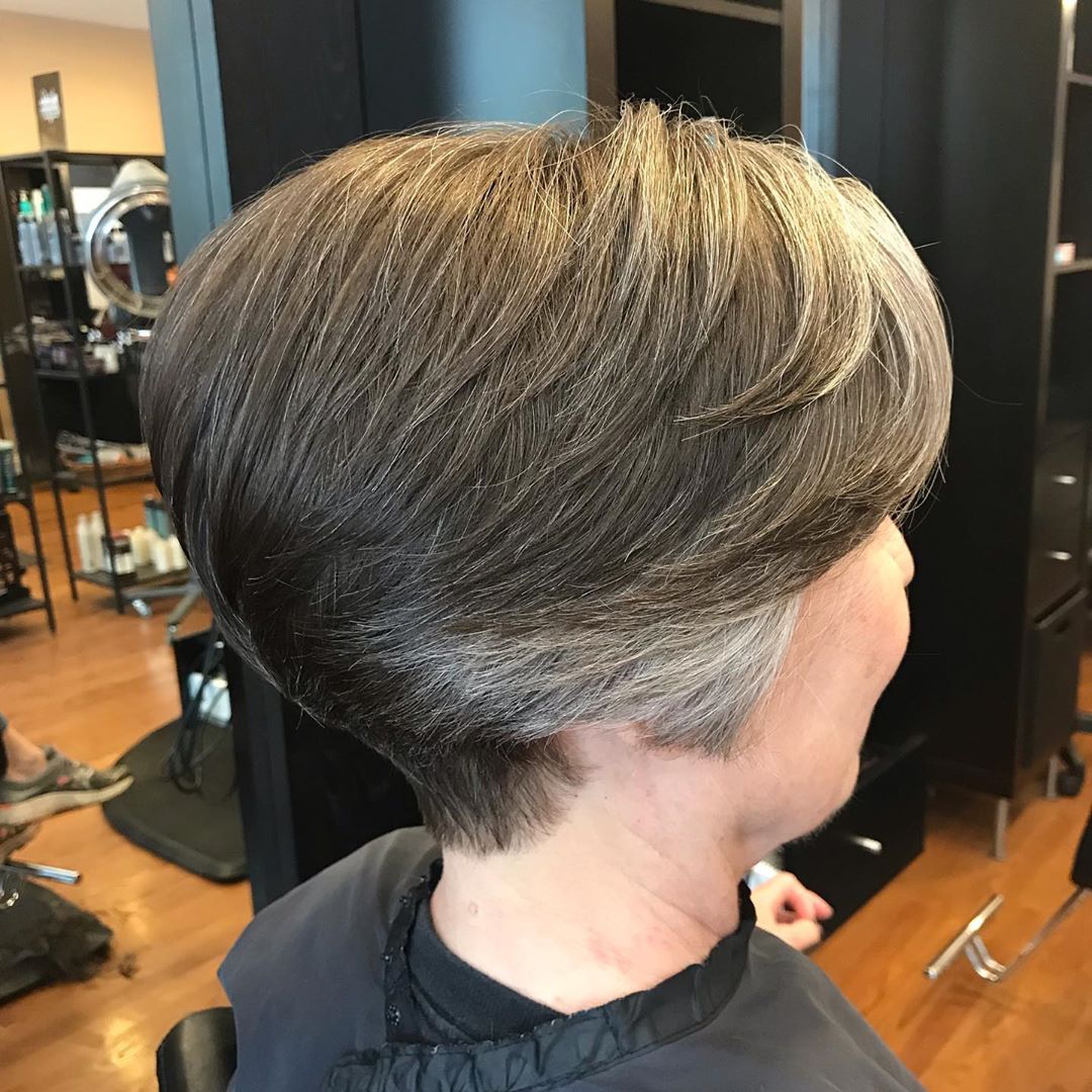 100 Gorgeous Short Hairstyles For Women Over 50 In 21