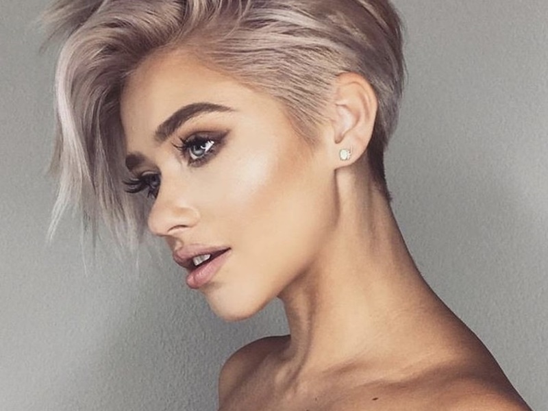45 of the Most Stylish Short Haircuts Shared on Instagram (December 2018)