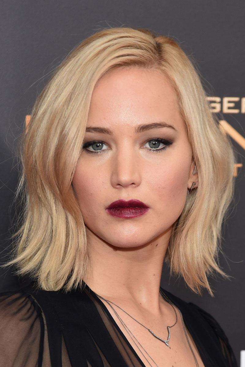 8 Breathtaking Short Hairstyles Worn by Jennifer Lawrence