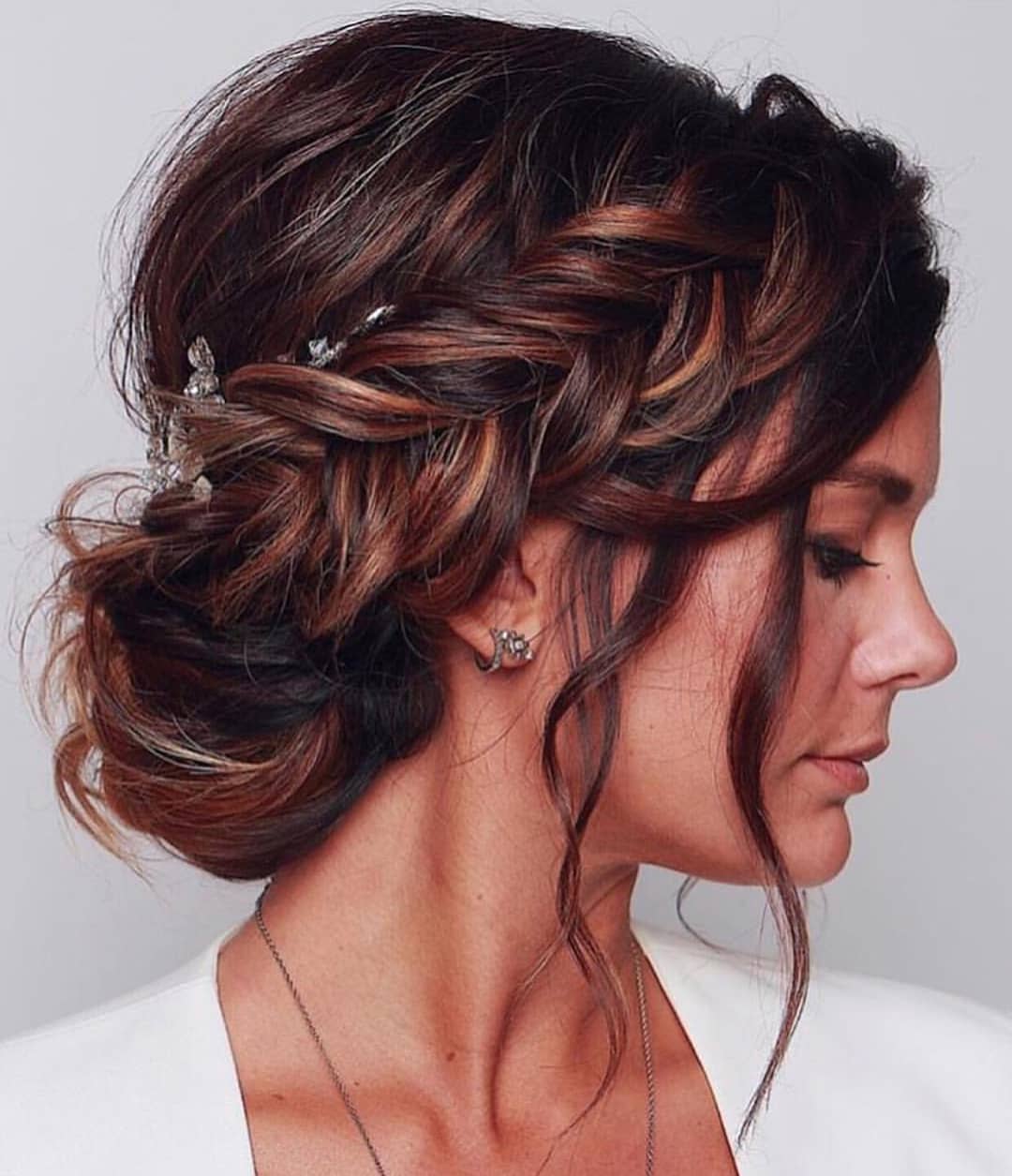 30 Beautiful Short Wedding Hairstyles For Brides Bridal Updos Braids