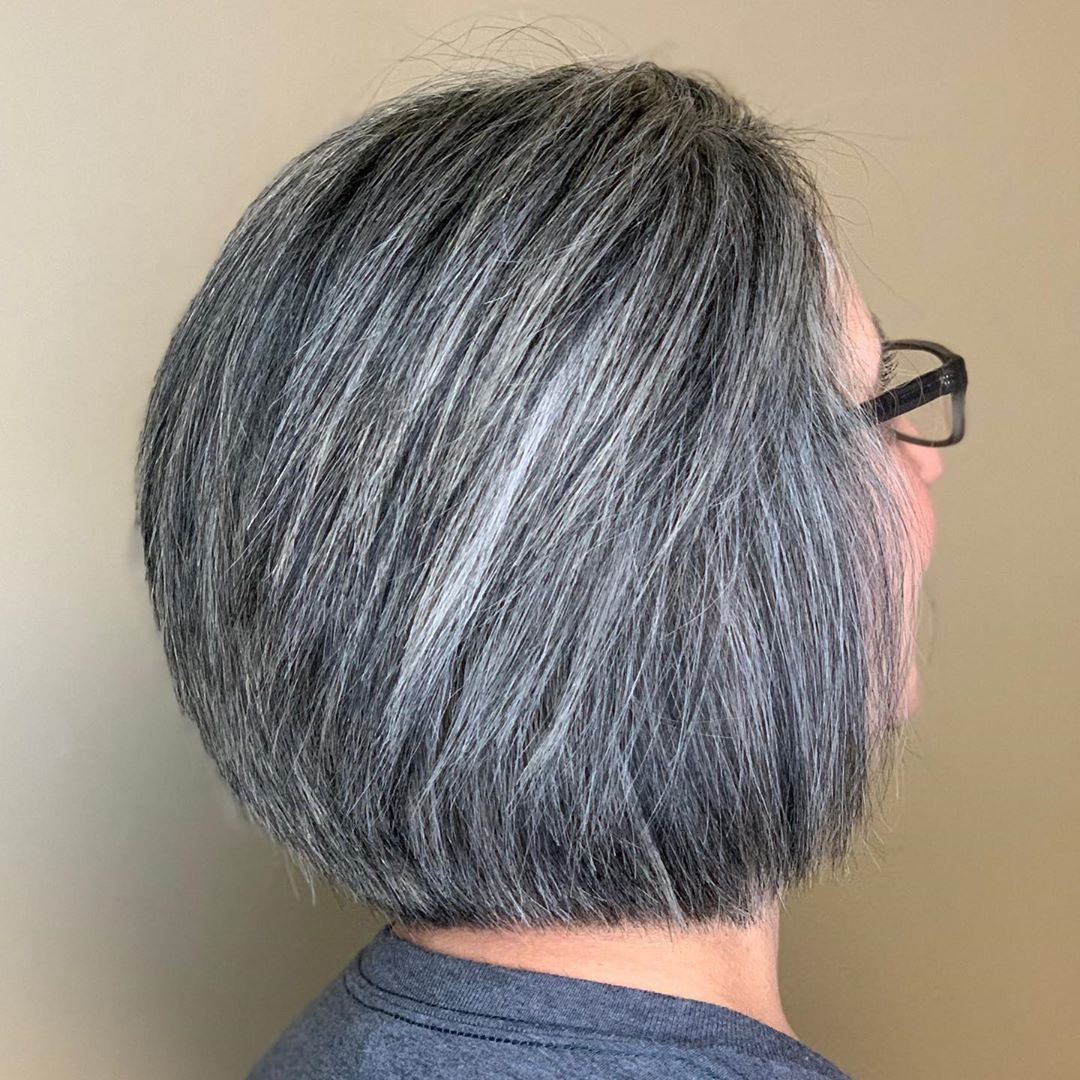 Short Hairstyles For Over 60 With Glasses