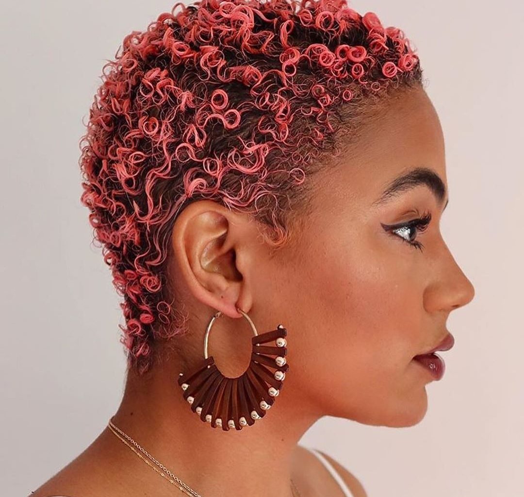 31 Gorgeous Short Curly Hair Styles in 2021