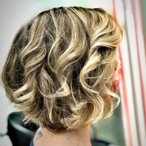 Short Hair Styles: Trending Haircuts & Ideas in 2022