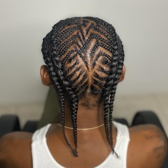 30 Mesmerizing Fishbone Braids Styles of January 2021