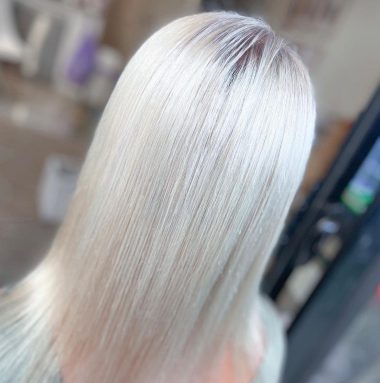 40+ Platinum Blonde Hair Color Ideas for 2024