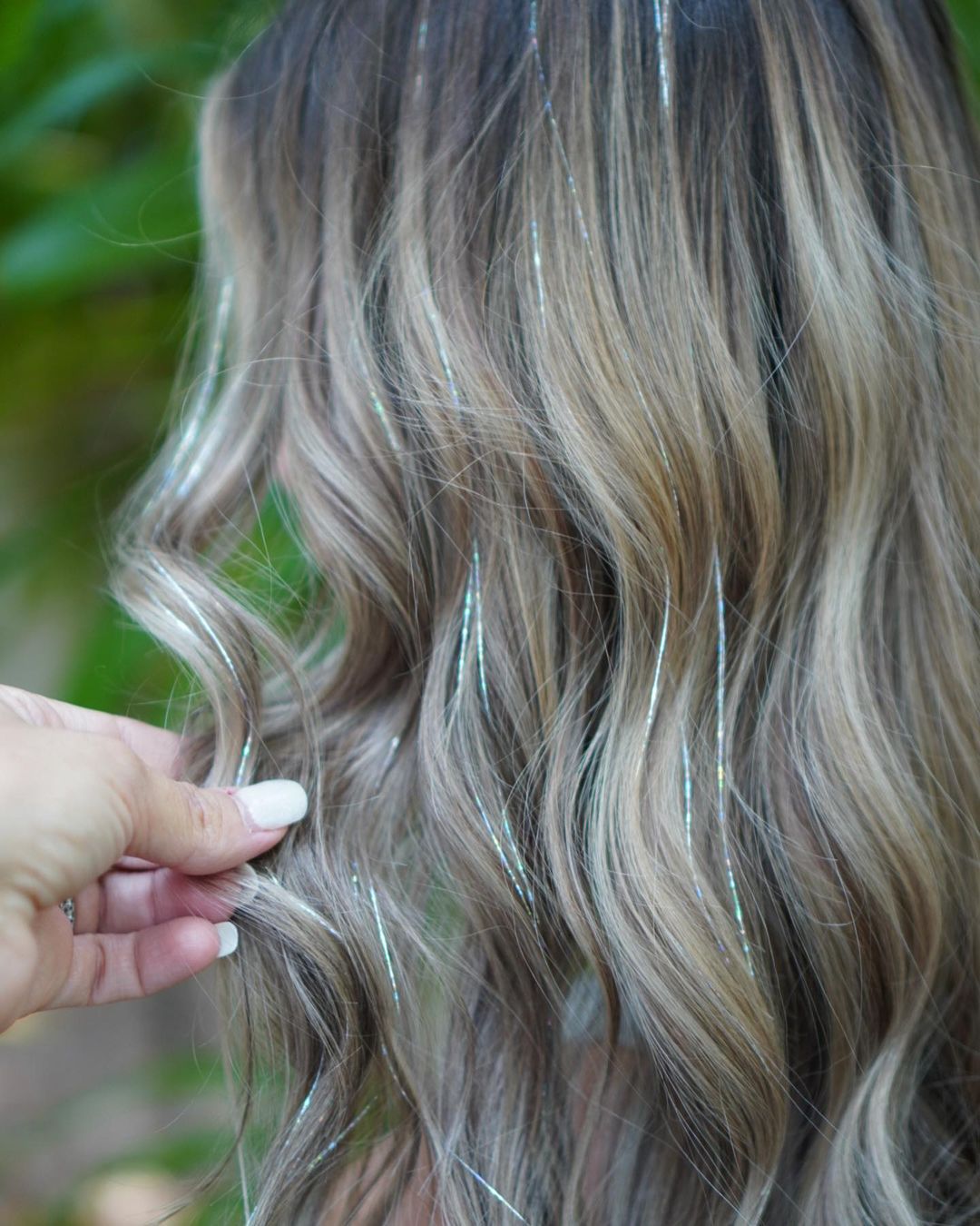 30 Hair Tinsel Ideas That Will Make You Look Cool