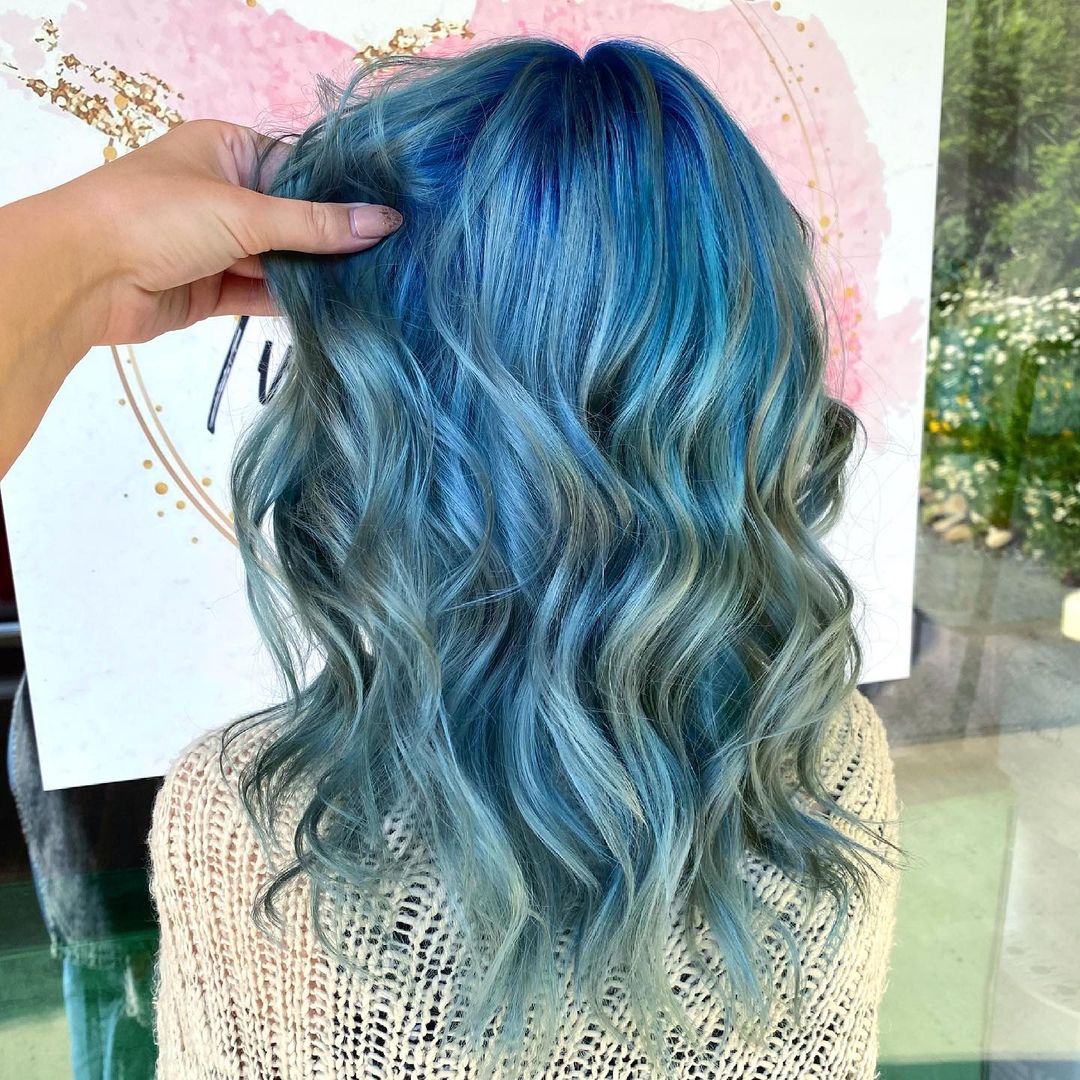 22 Ethereal Looks With Blue Hair  LoveHairStylescom