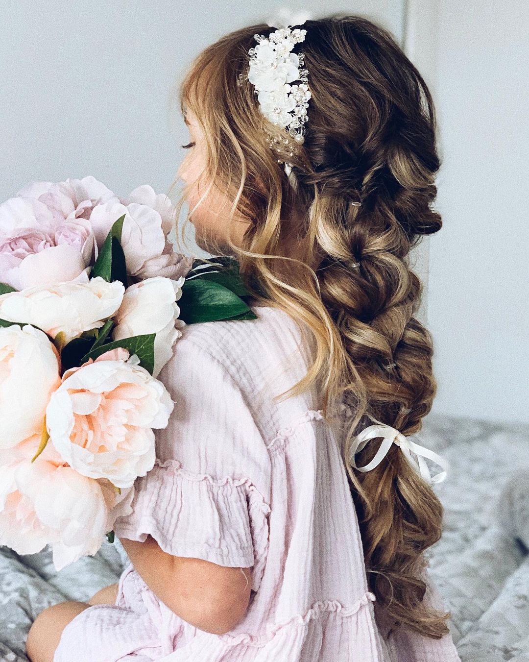 18 Sweet Flower Girl Hairstyles  Hair Accessories Shell Love