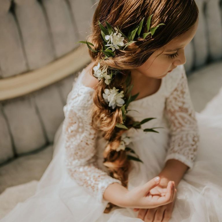 24 Cute Flower Girl Hairstyle Ideas For 2023 