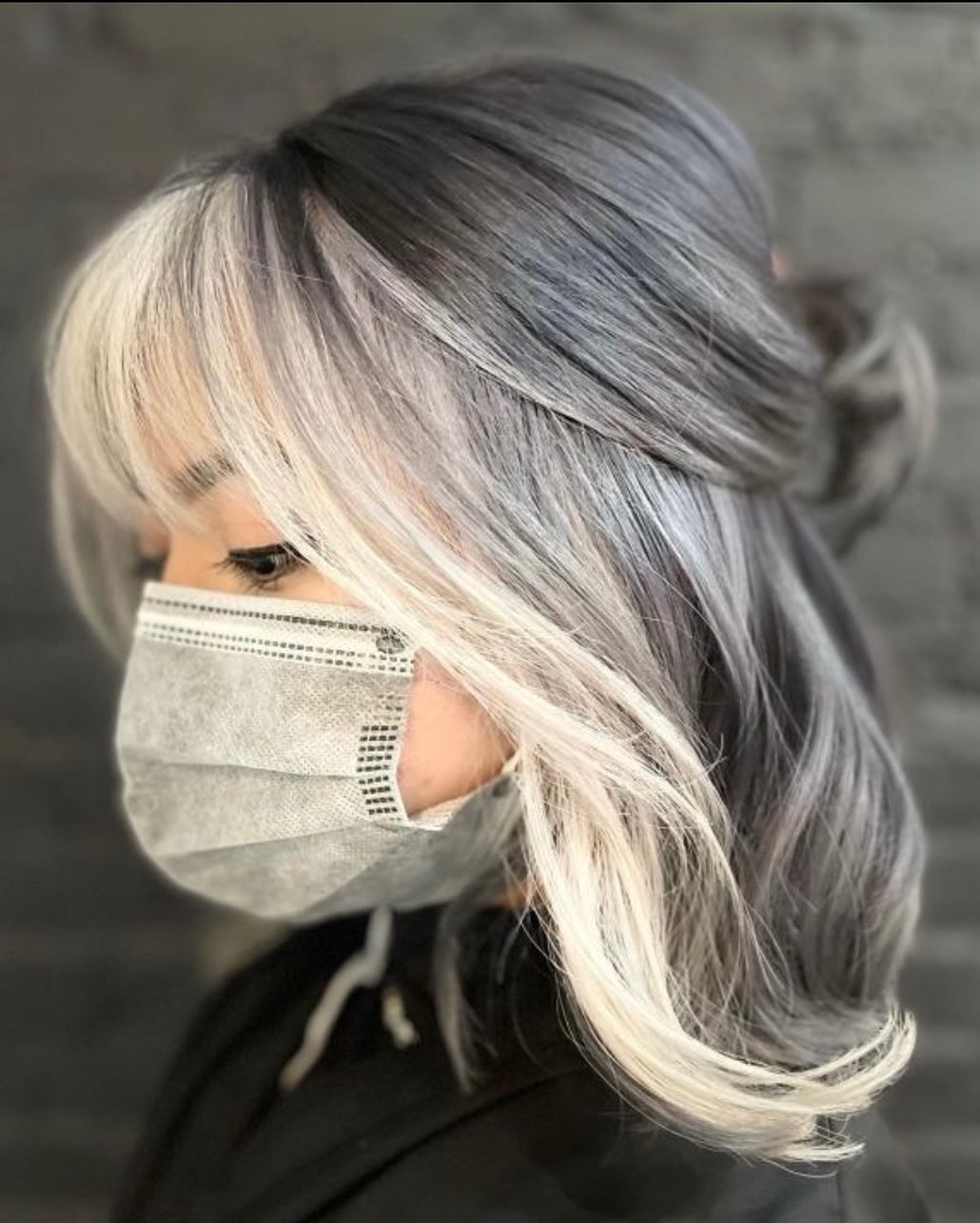 Top 48 image transitioning to grey hair with highlights Thptnganamst