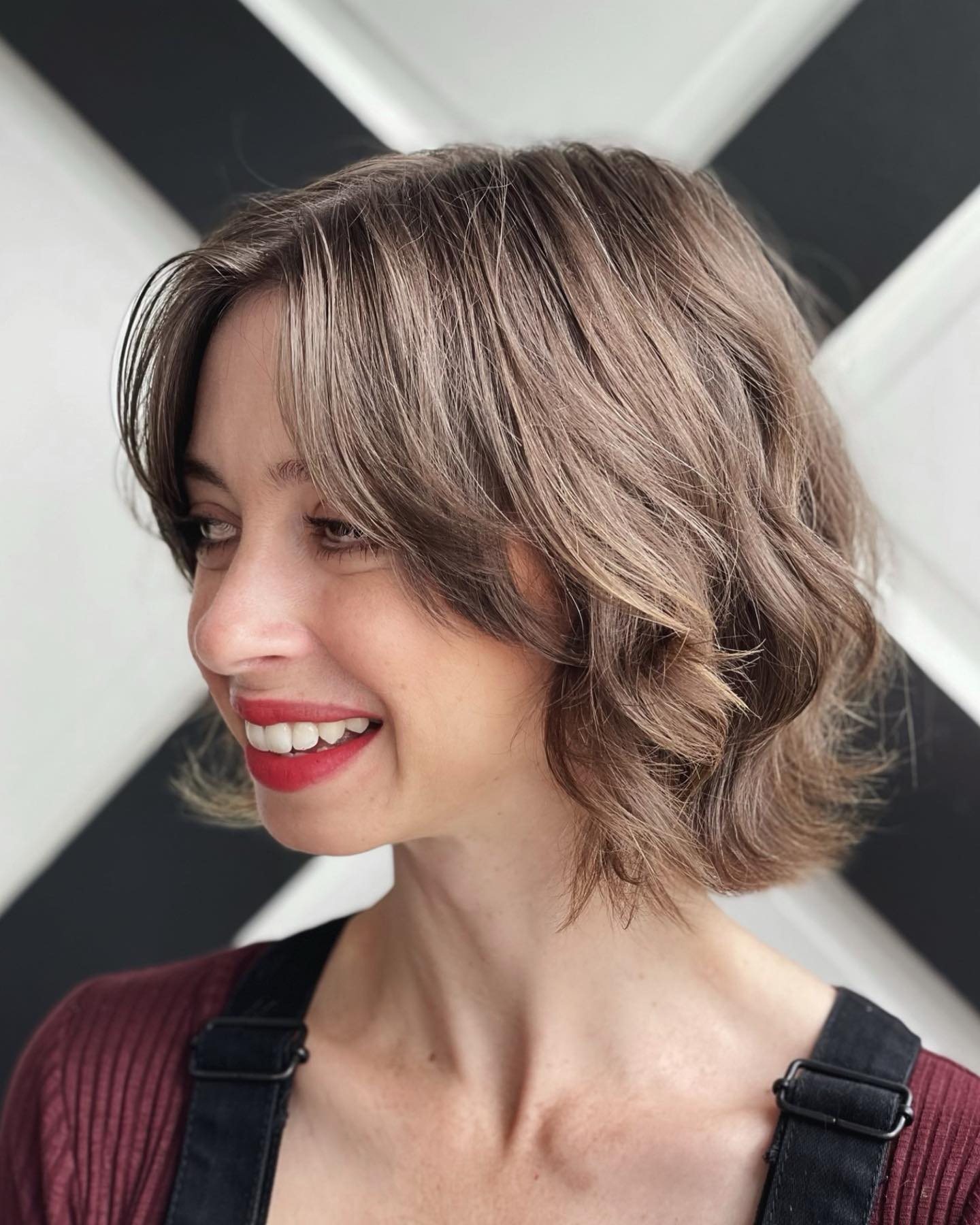 Short straight layered bob sale