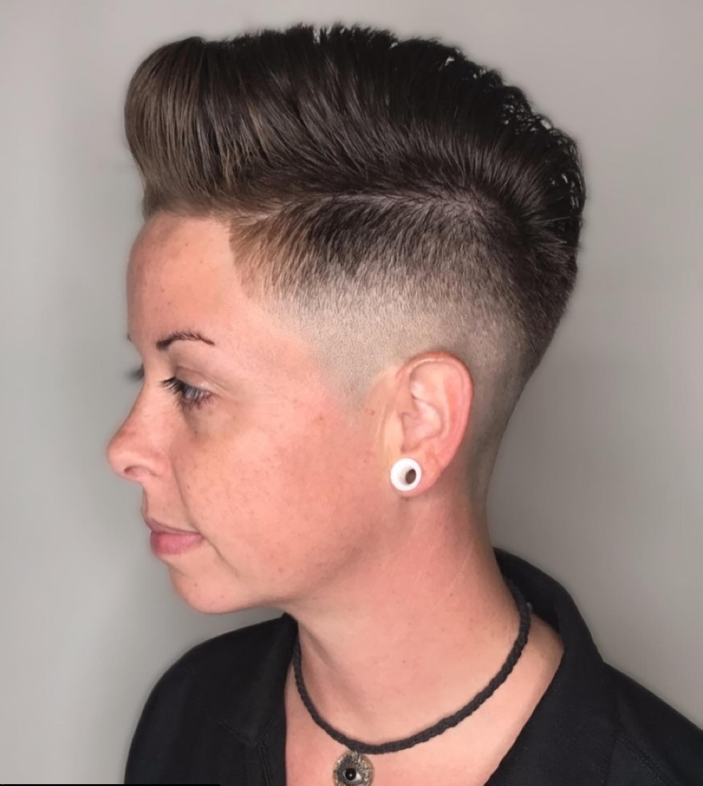 curly pompadour haircut for women