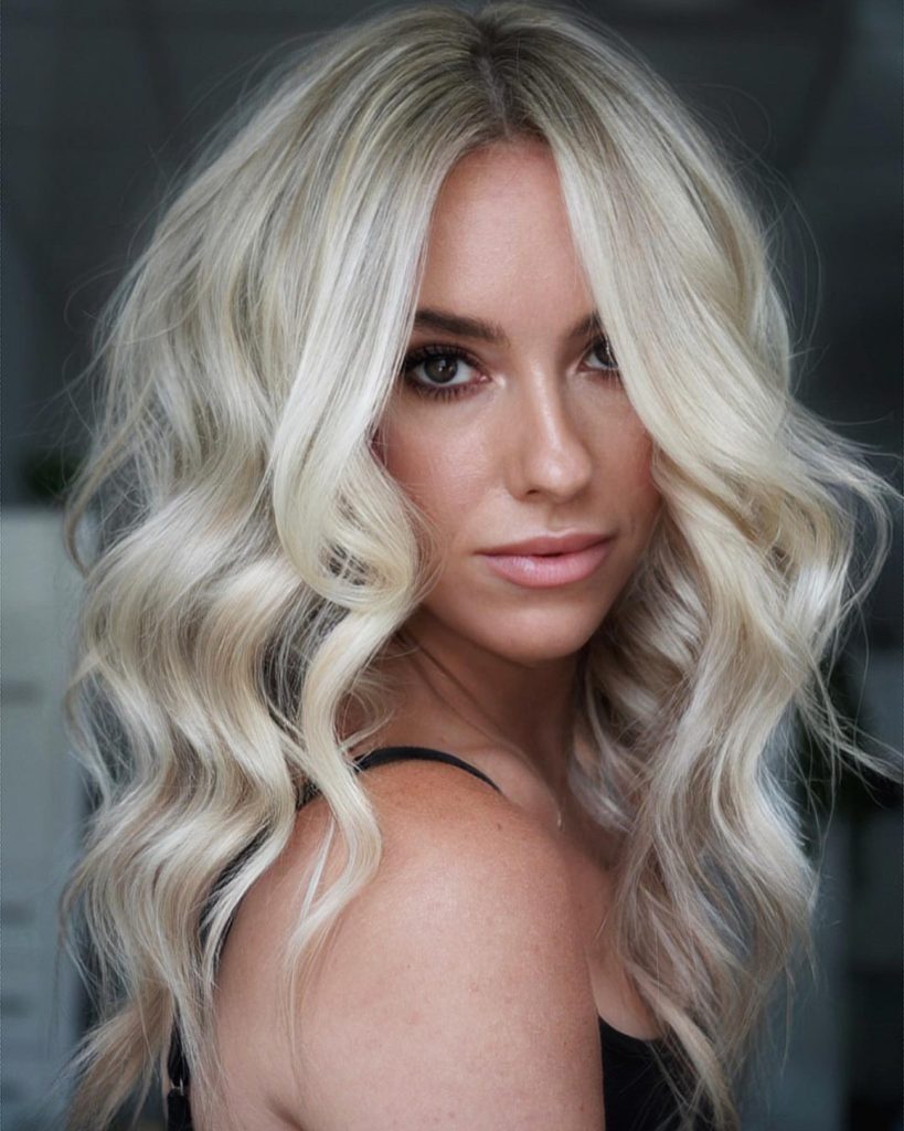 20+ Low Maintenance Platinum Blonde Looks