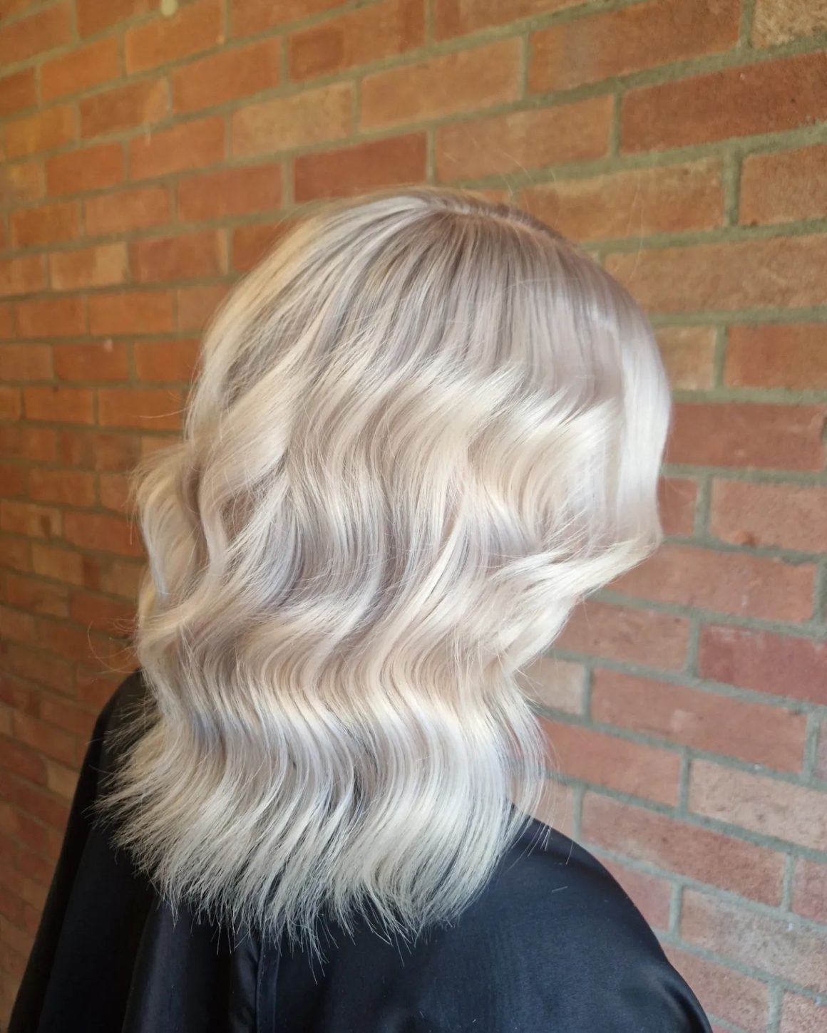 20+ Low Maintenance Platinum Blonde Looks